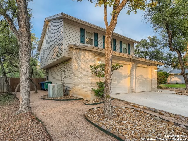 9731 Knob Oak San Antonio TX 78250
