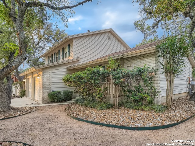9731 Knob Oak San Antonio TX 78250