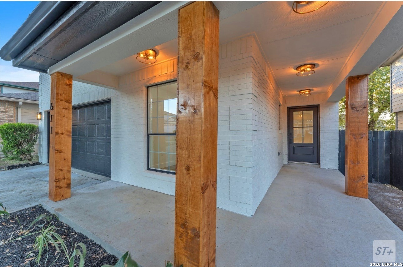 671 Lynx Mountain San Antonio TX 78251