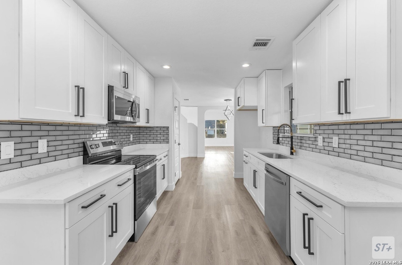 671 Lynx Mountain San Antonio TX 78251