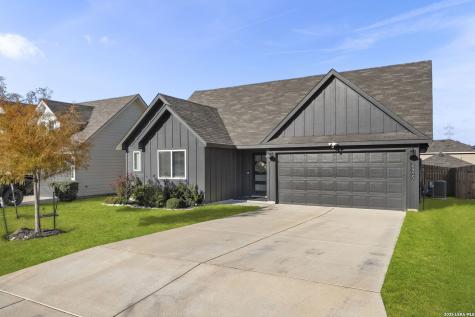21215 Boulder Flats San Antonio TX 78266