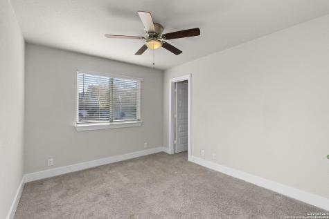 21215 Boulder Flats San Antonio TX 78266