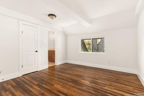 417 E Hildebrand San Antonio TX 78212