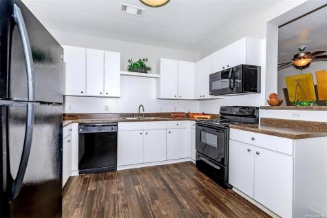 7120/7011 Village Houston TX 77087