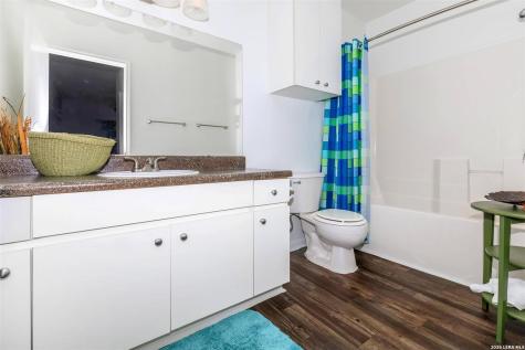 7120/7011 Village Houston TX 77087