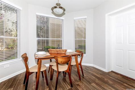 7120/7011 Village Houston TX 77087