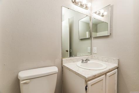 7802 Richard Frank Way San Antonio TX 78240