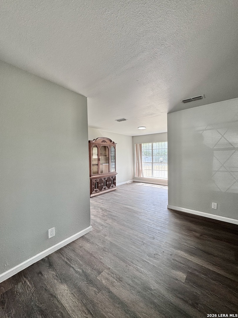 4811 Castle Stream San Antonio TX 78218