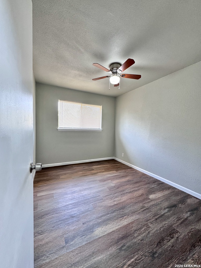 4811 Castle Stream San Antonio TX 78218