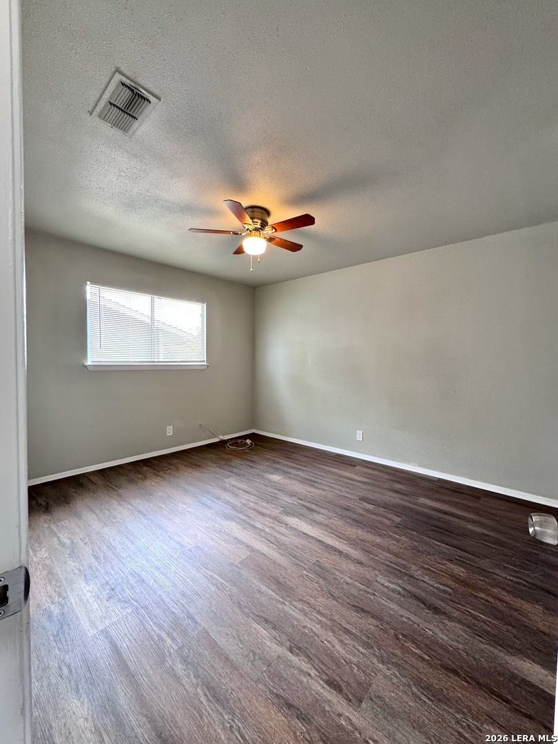 4811 Castle Stream San Antonio TX 78218