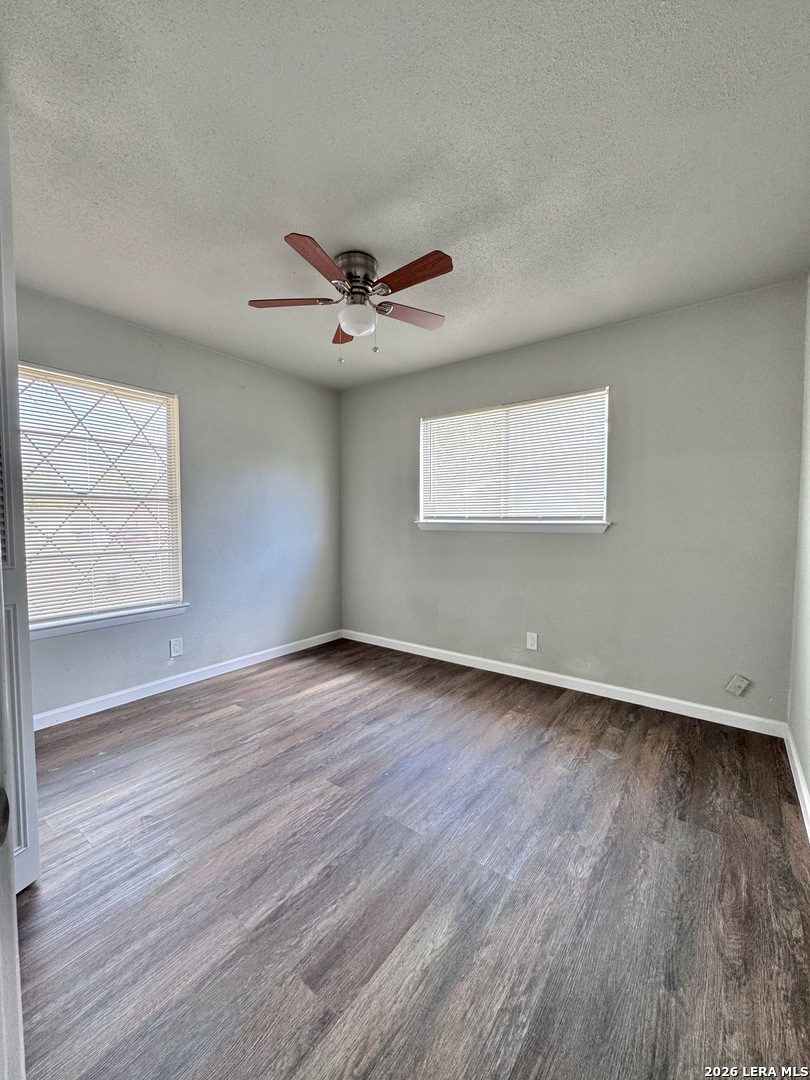 4811 Castle Stream San Antonio TX 78218