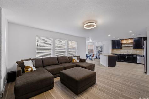 4626 Manitou Bay San Antonio TX 78259