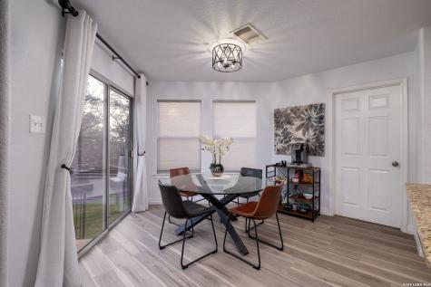 4626 Manitou Bay San Antonio TX 78259