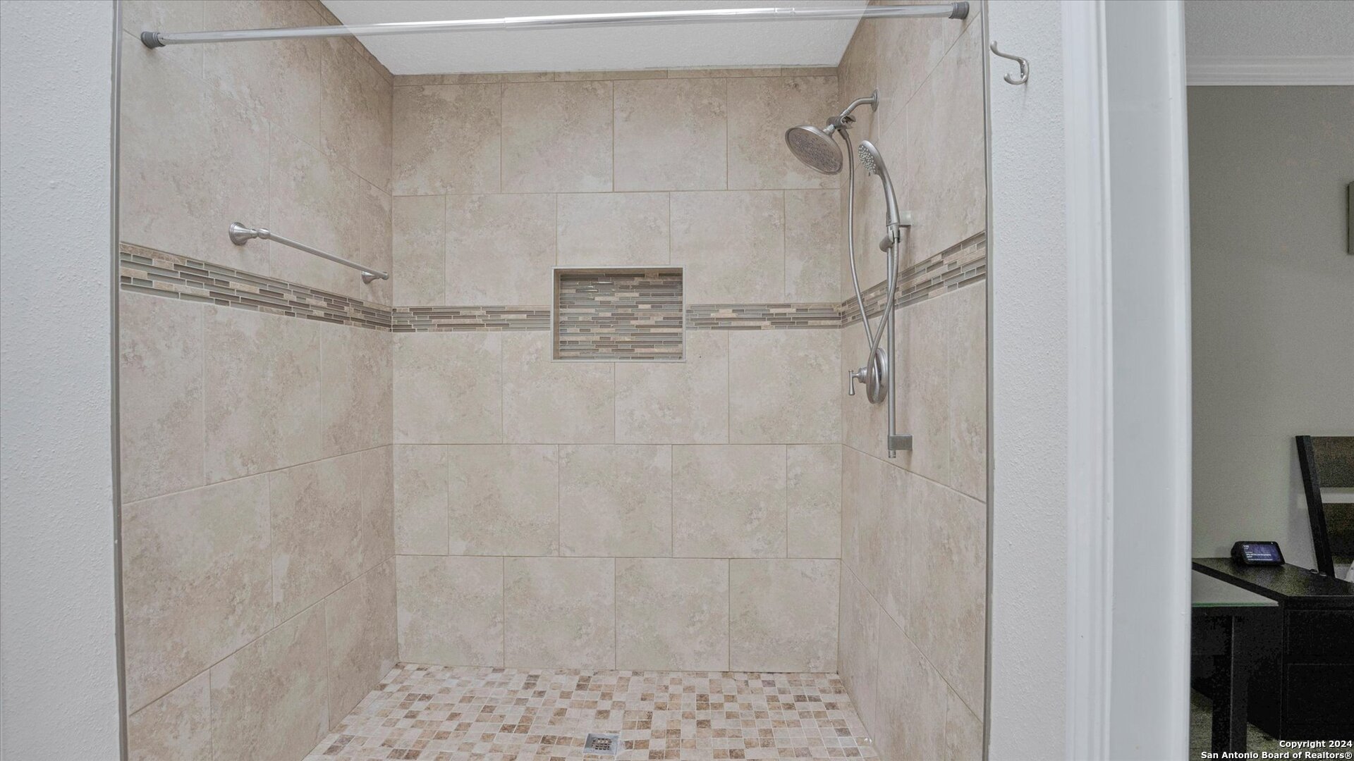 2626 Lockhill Selma Road San Antonio TX 78230
