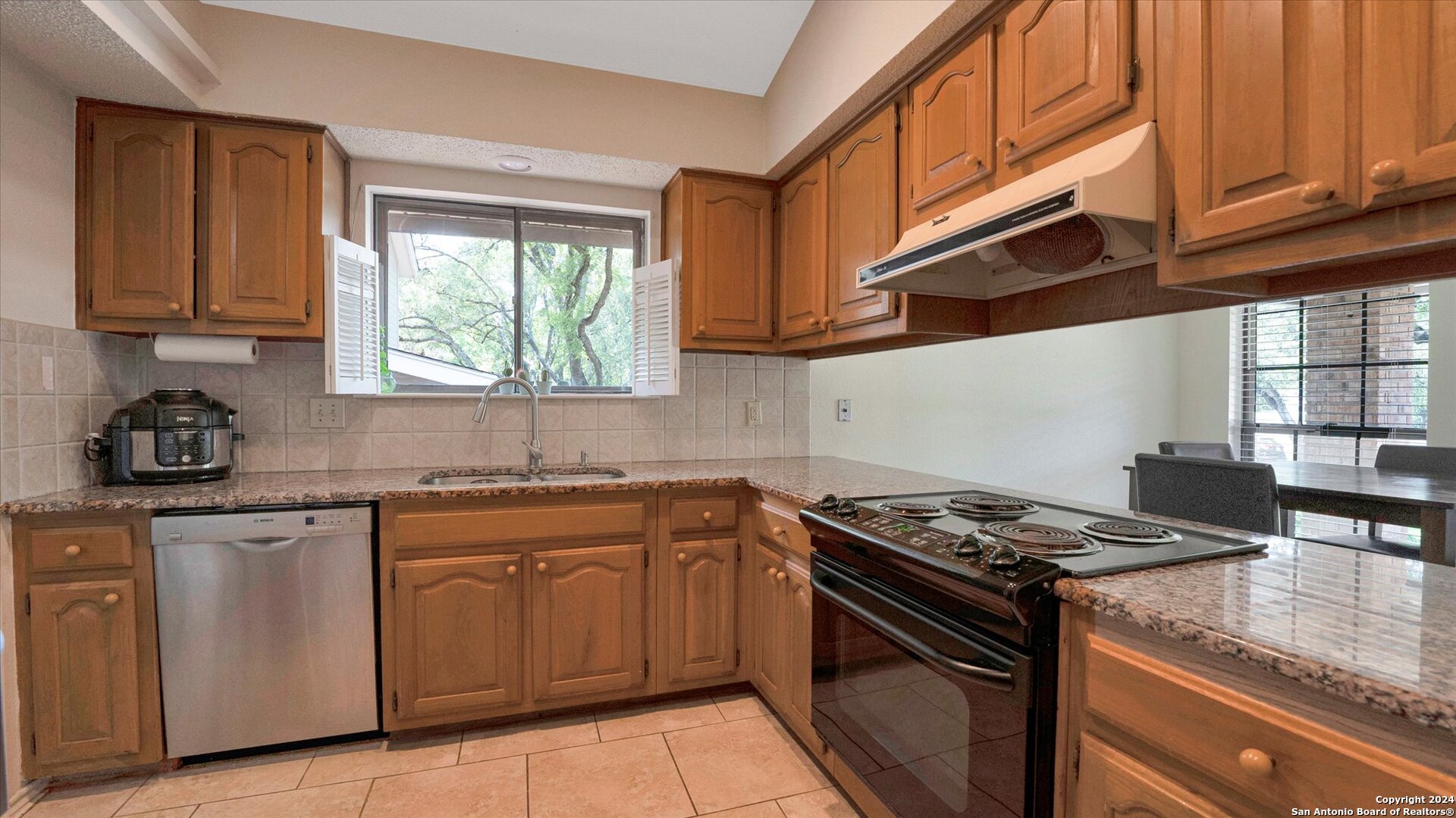 2626 Lockhill Selma Road San Antonio TX 78230