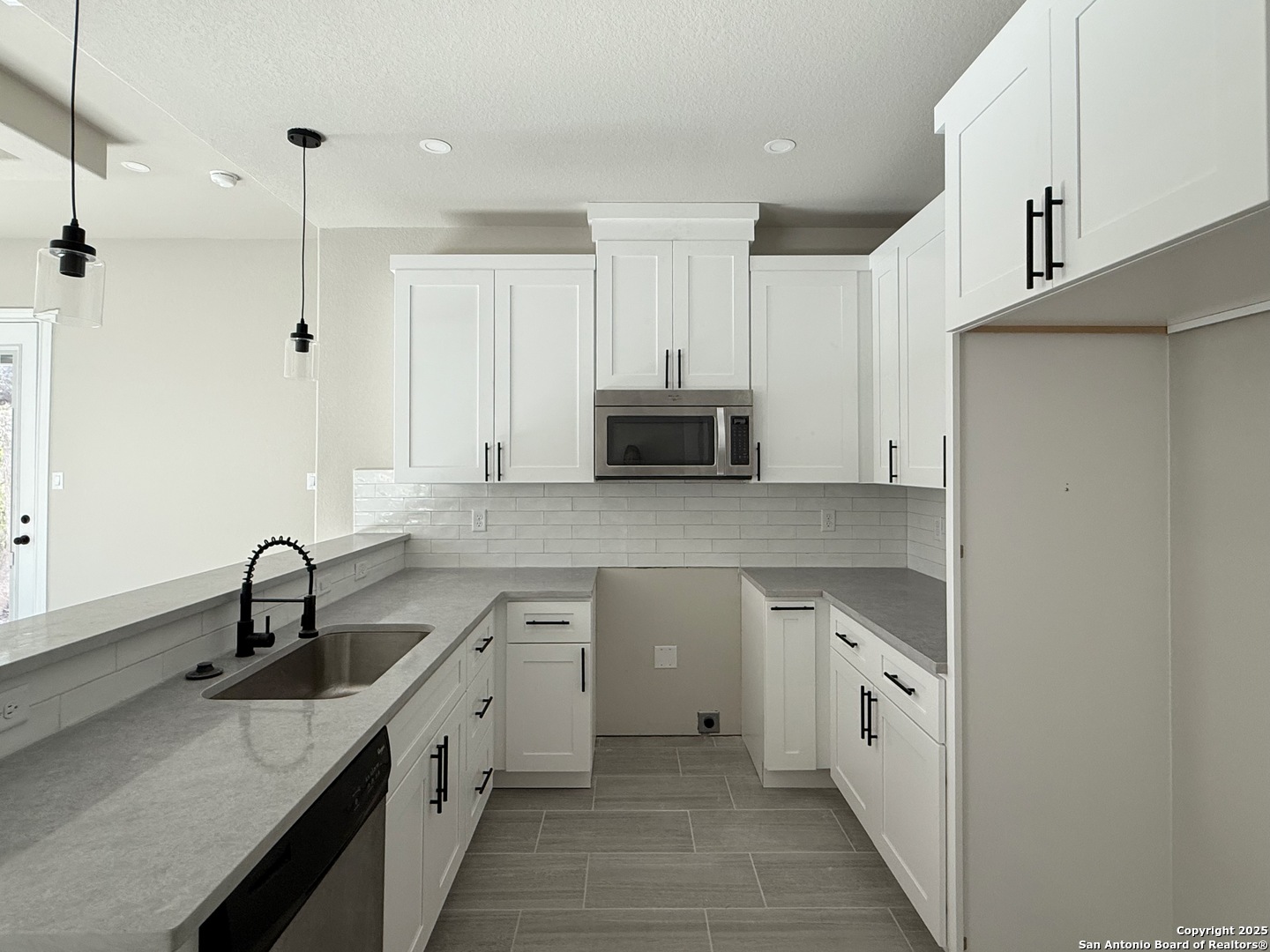 411 Moselle San Antonio TX 78237