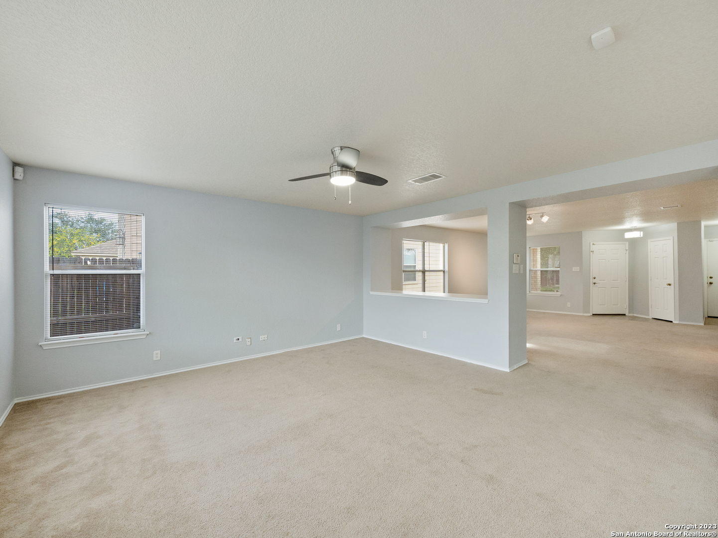 2527 Butterfly Bay San Antonio TX 78245