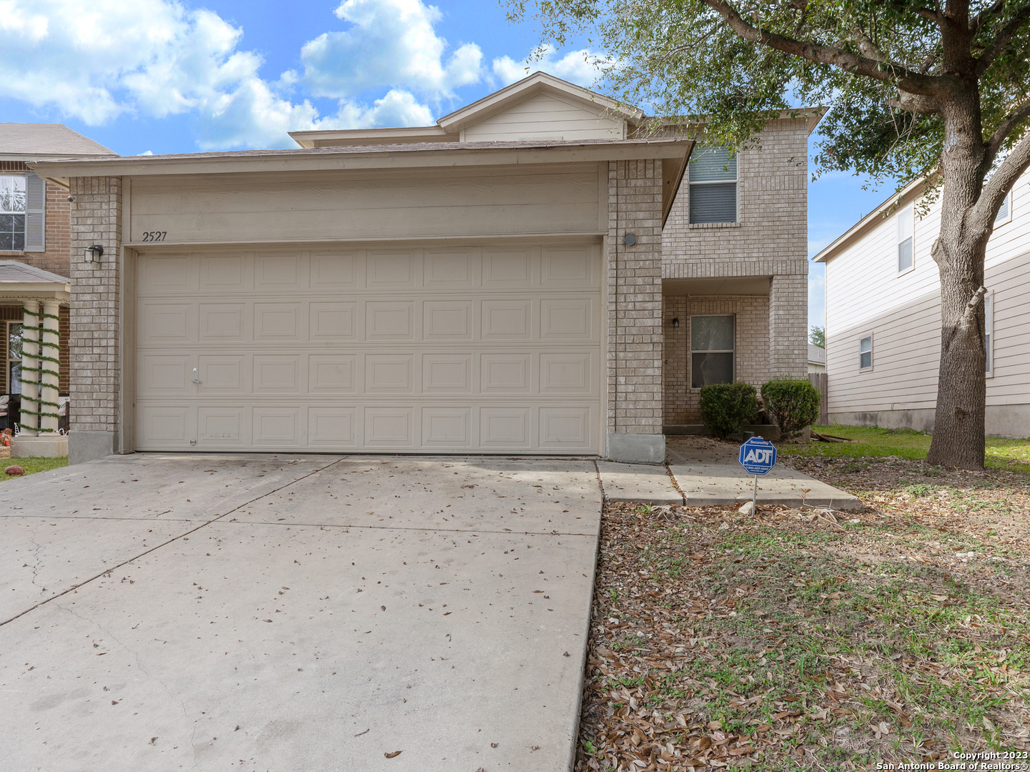 2527 Butterfly Bay San Antonio TX 78245