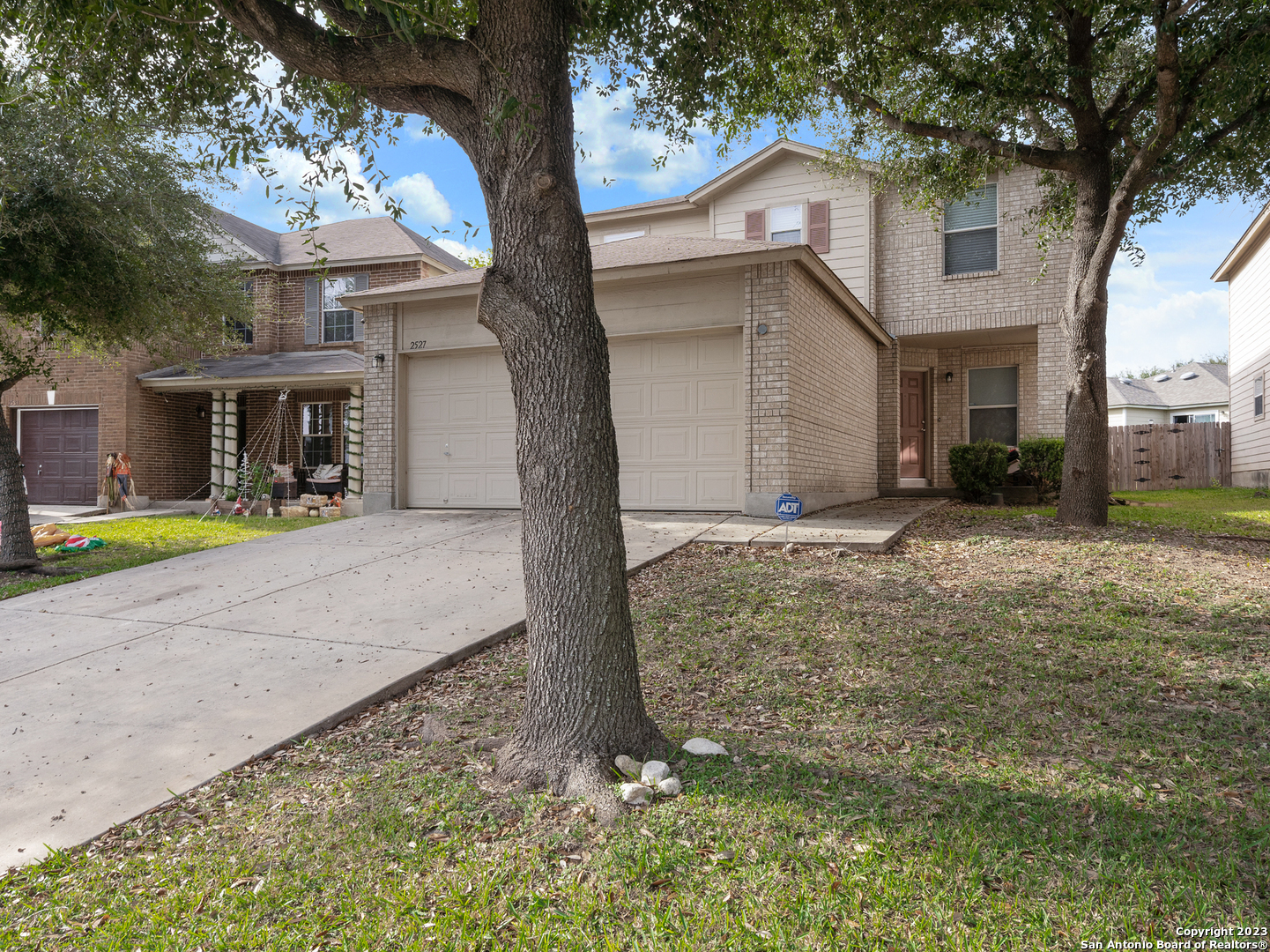 2527 Butterfly Bay San Antonio TX 78245