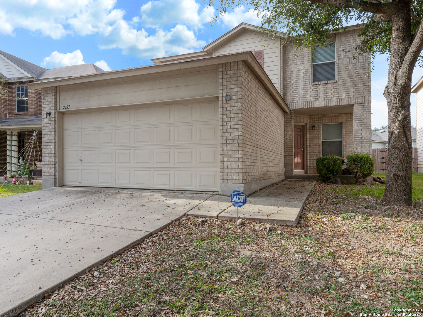 2527 Butterfly Bay San Antonio TX 78245