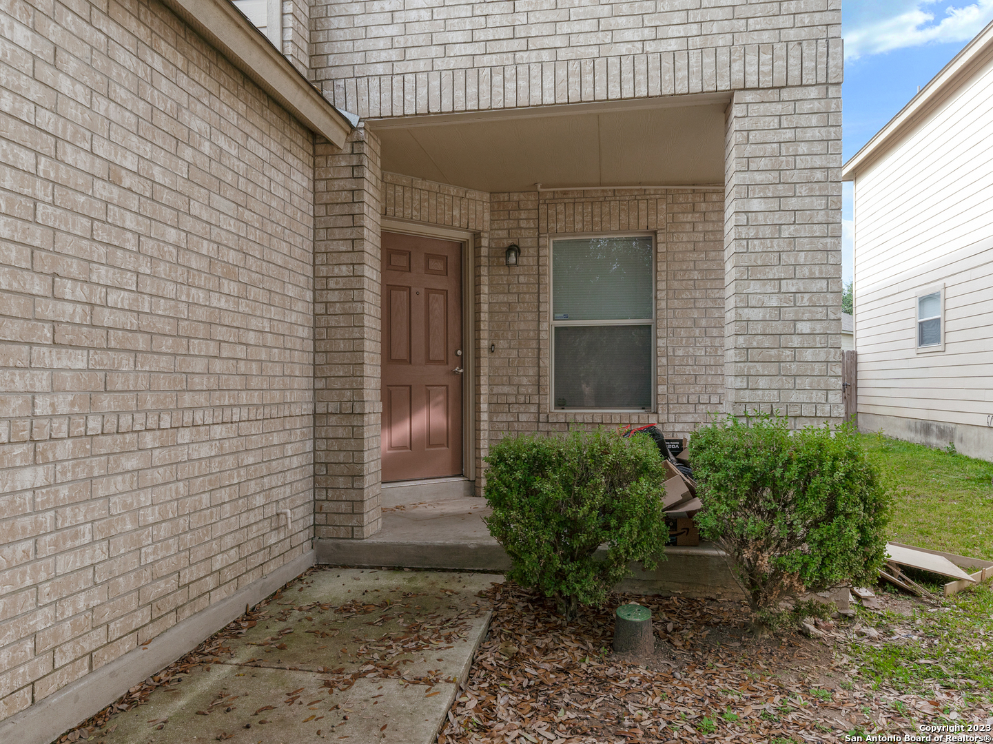 2527 Butterfly Bay San Antonio TX 78245