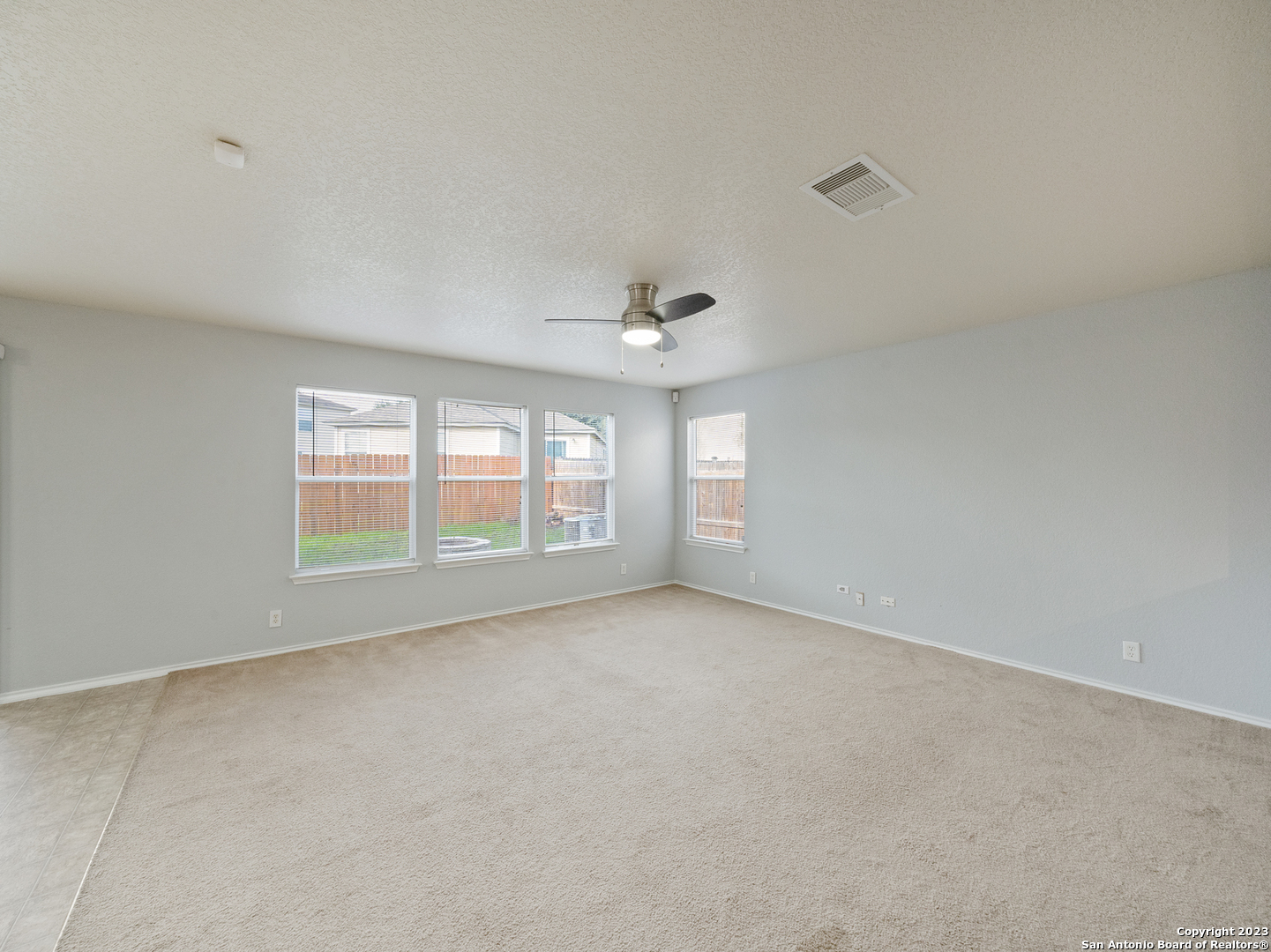 2527 Butterfly Bay San Antonio TX 78245