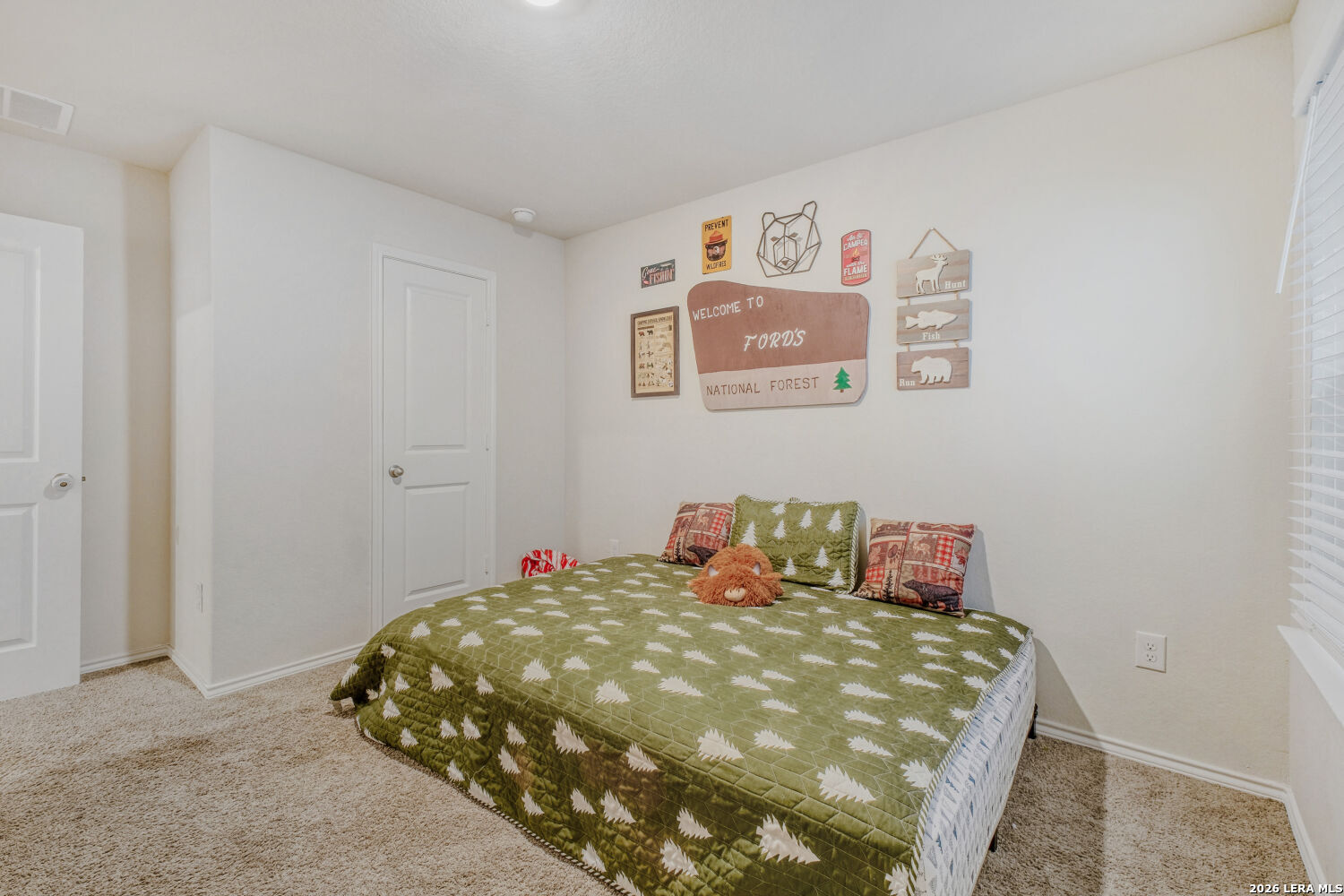 4883 Nueces San Antonio TX 78253