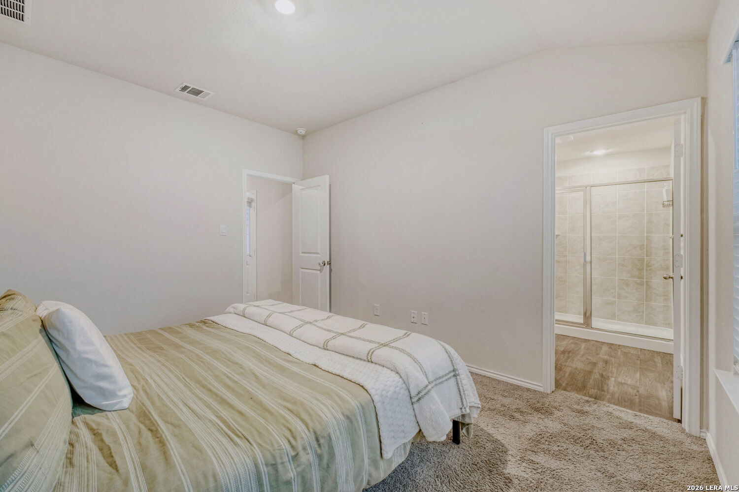 4883 Nueces San Antonio TX 78253