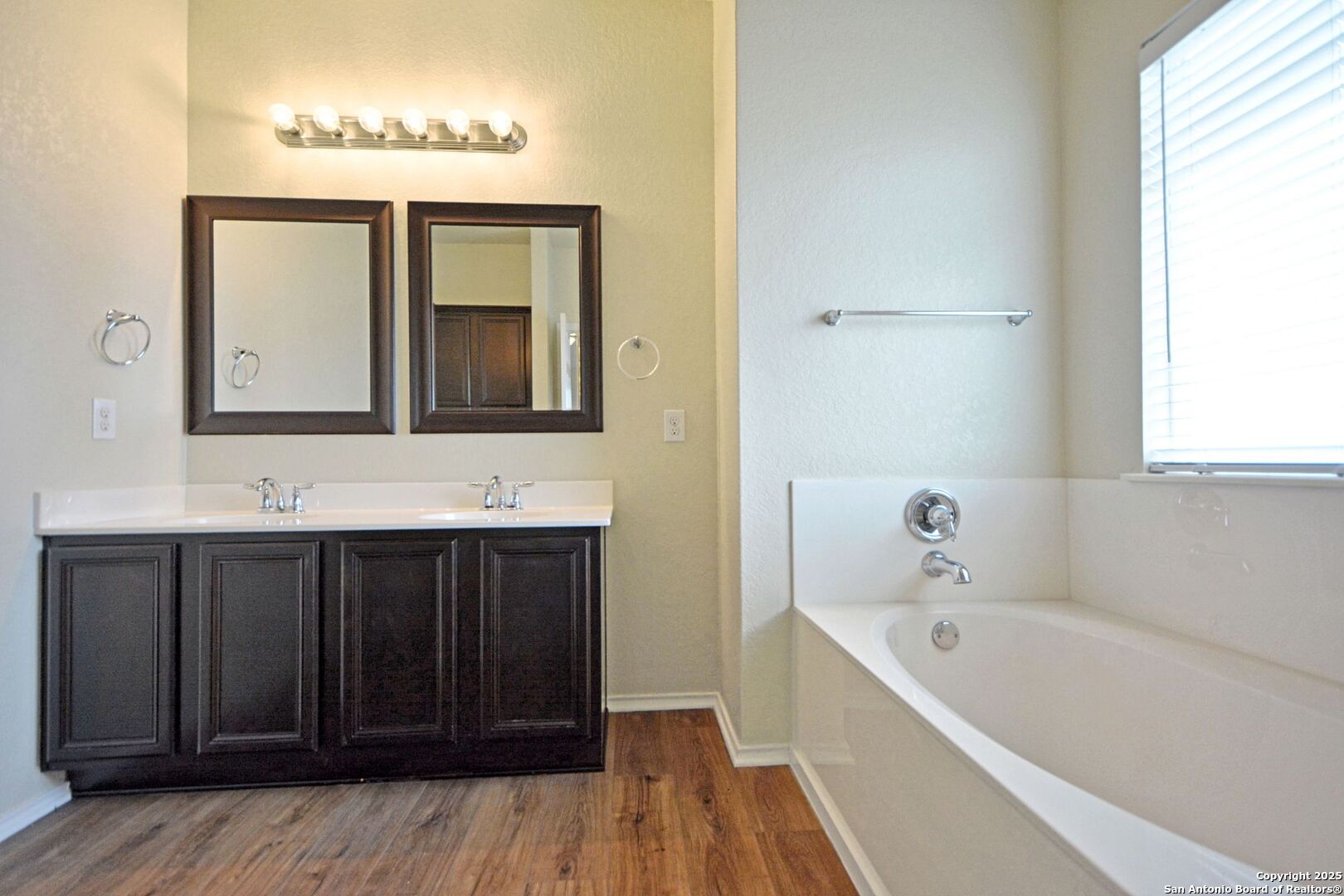2121 Sinclair Drive New Braunfels TX 78130