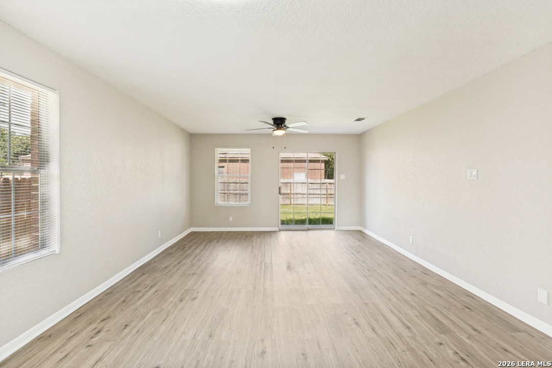 4807 Highland Farm San Antonio TX 78244