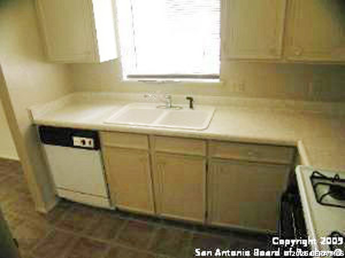 4229 Renault Drive San Antonio TX 78218