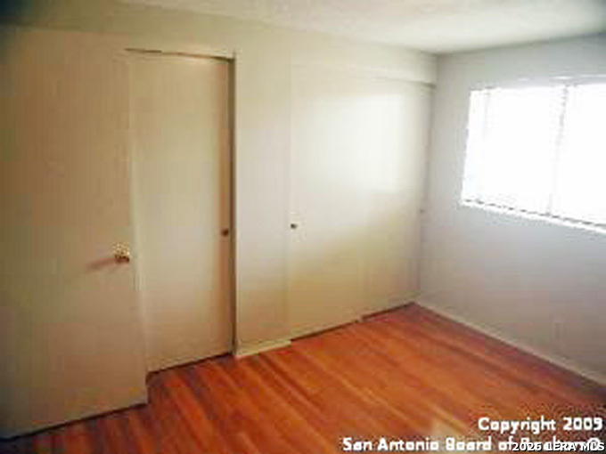 4229 Renault Drive San Antonio TX 78218