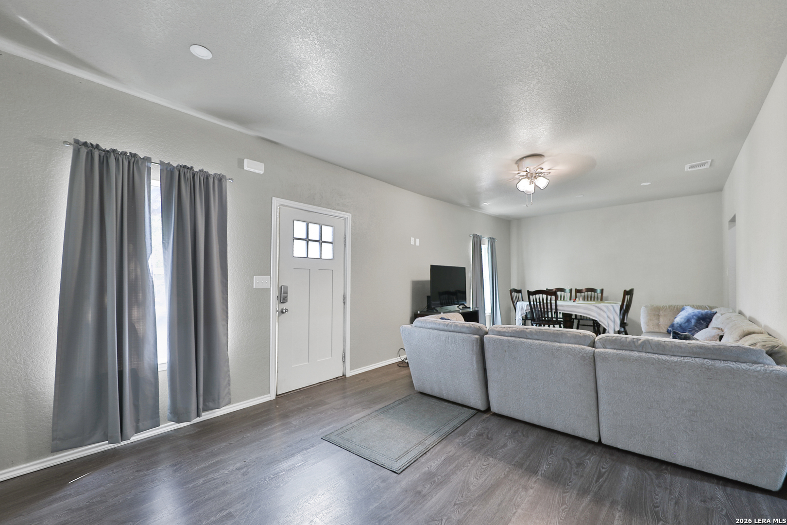 1043 E Highland Boulevard San Antonio TX 78210