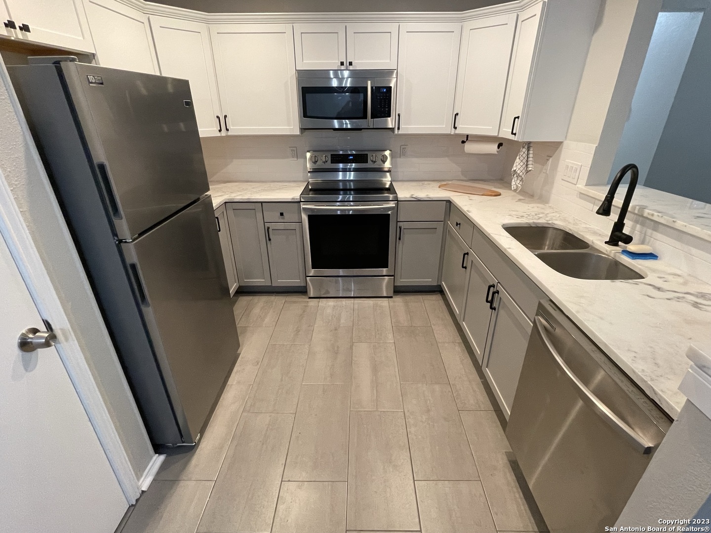 10150 Woodtrail San Antonio TX 78250