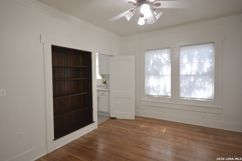 1114 W Russell San Antonio TX 78201