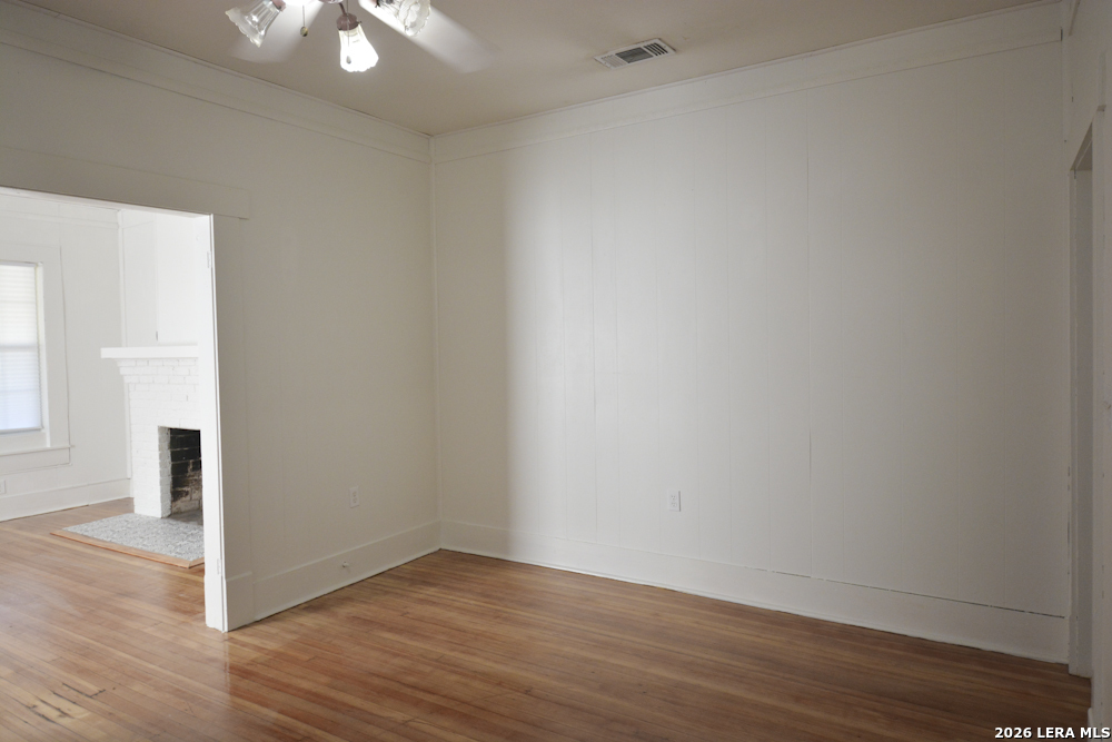 1114 W Russell San Antonio TX 78201