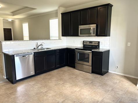 10151 Castello Canyon San Antonio TX 78254