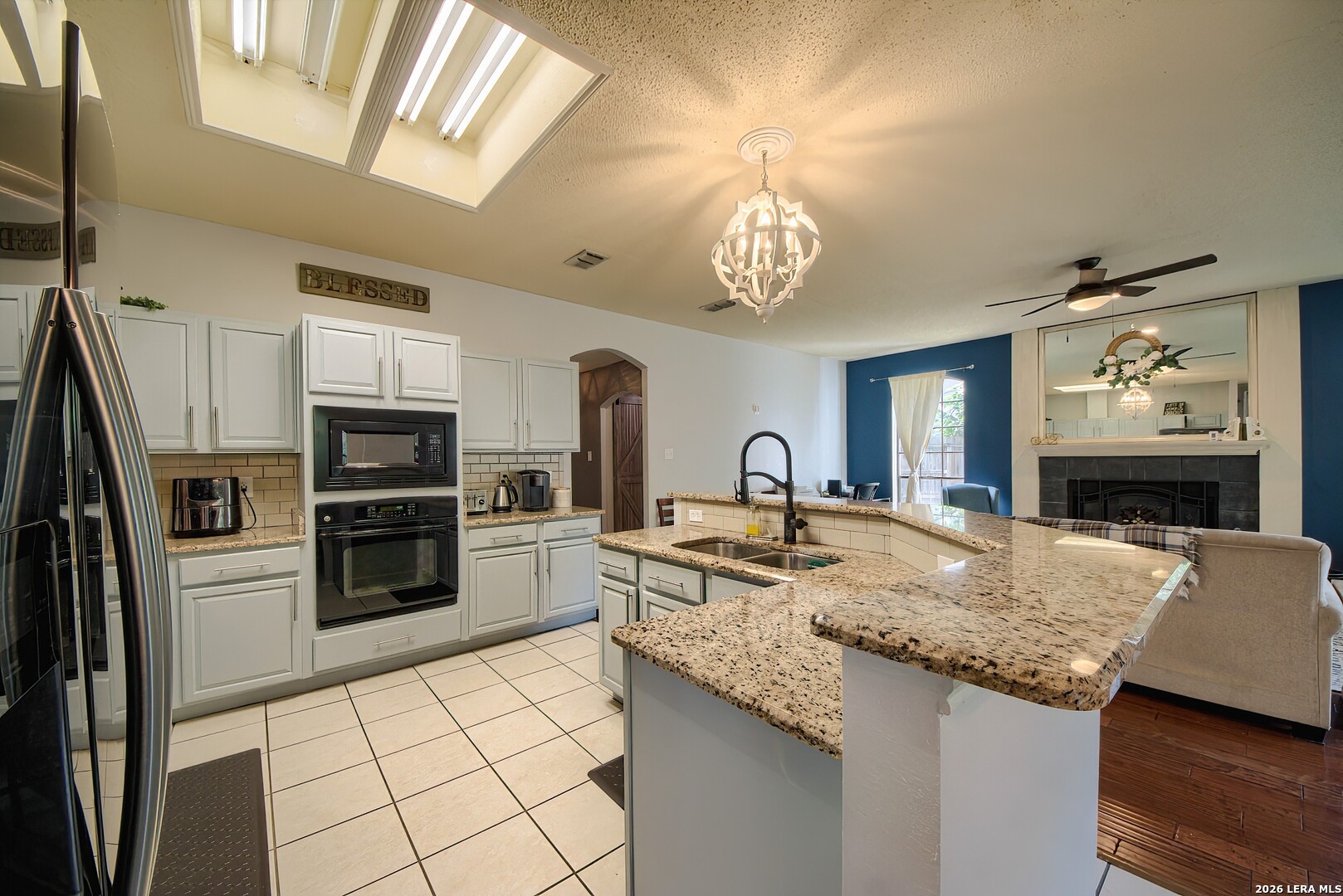 10106 Sandyglen San Antonio TX 78240