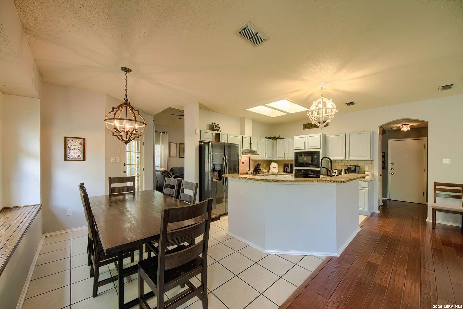 10106 Sandyglen San Antonio TX 78240