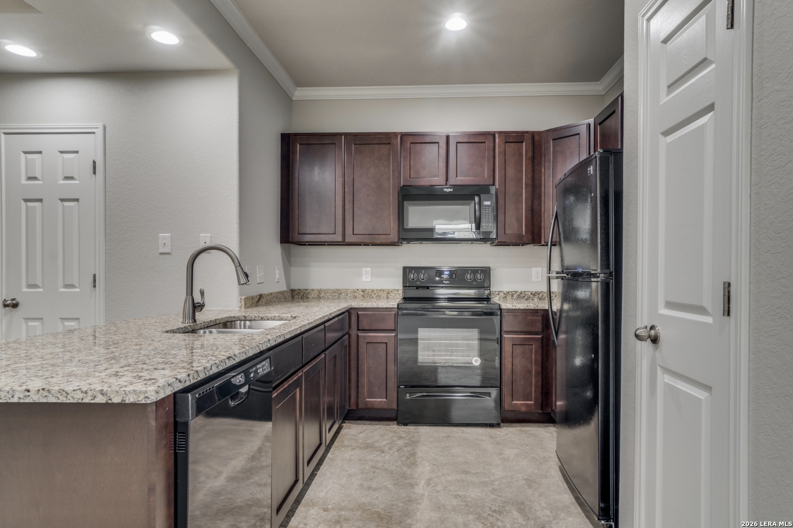 16910 Dancing Ava Selma TX 78154
