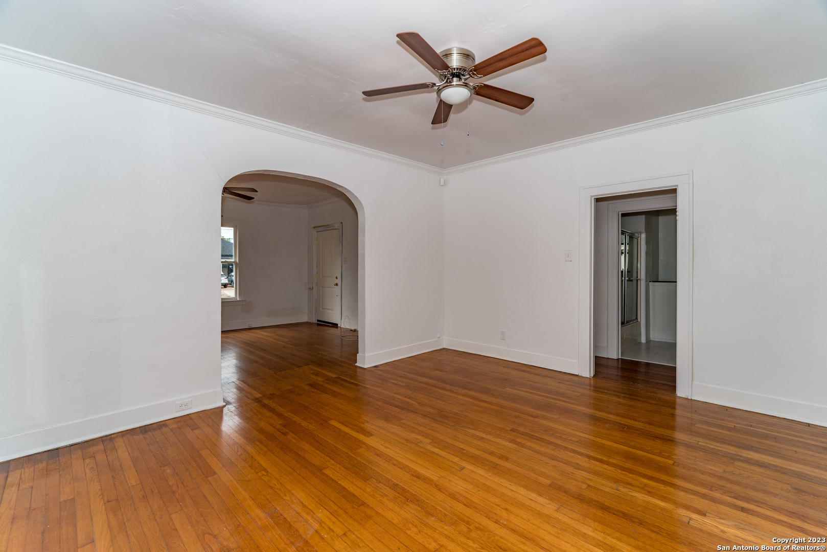 469 E Magnolia Avenue San Antonio TX 78212