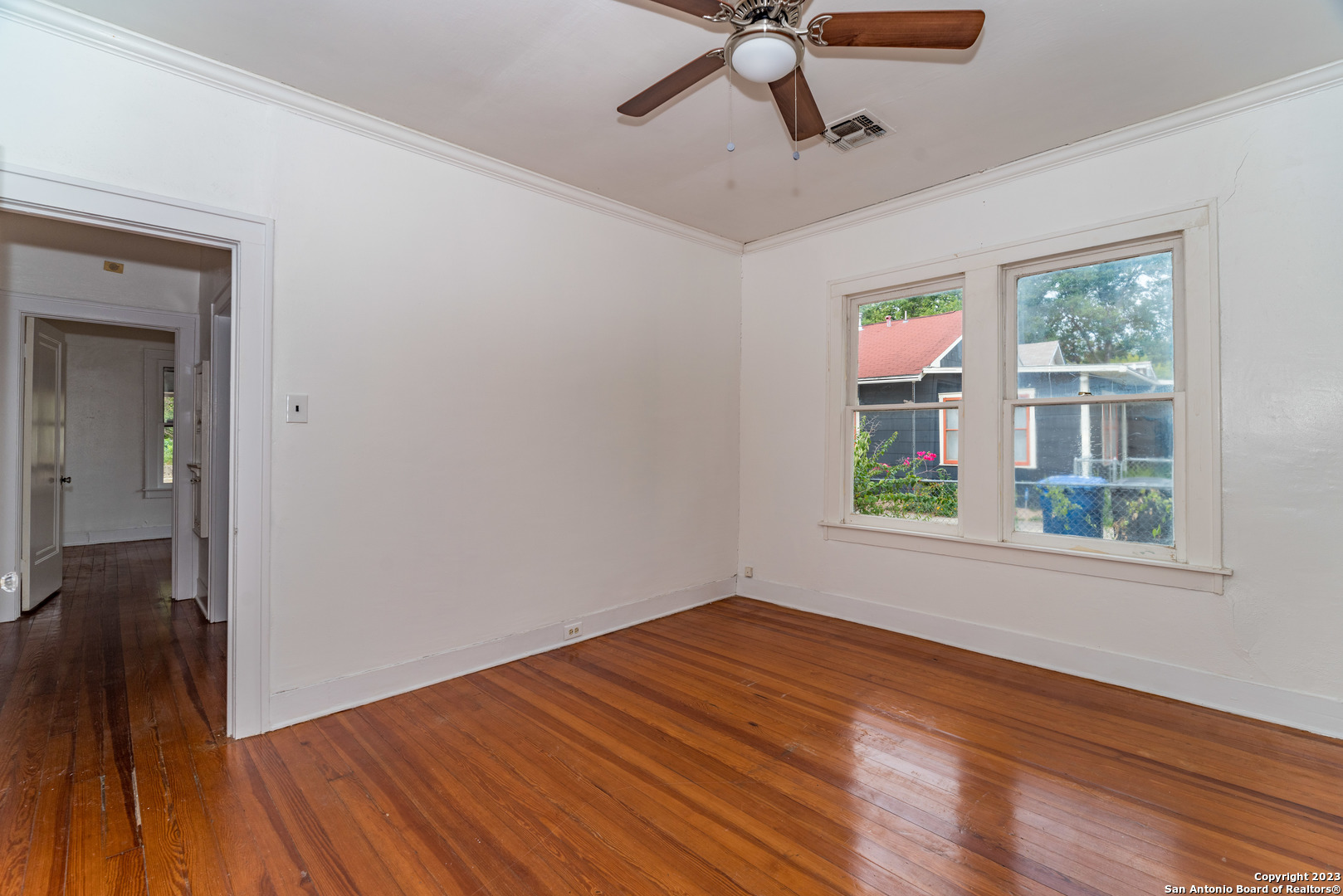 469 E Magnolia Avenue San Antonio TX 78212