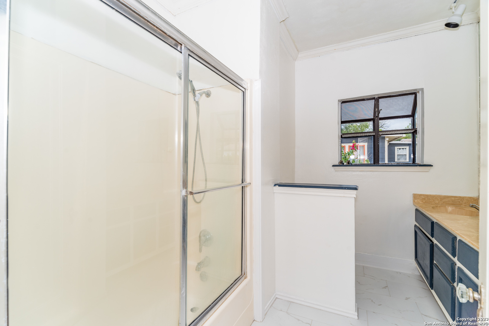 469 E Magnolia Avenue San Antonio TX 78212