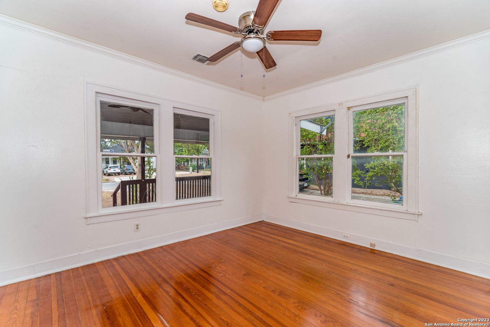 469 E Magnolia Avenue San Antonio TX 78212
