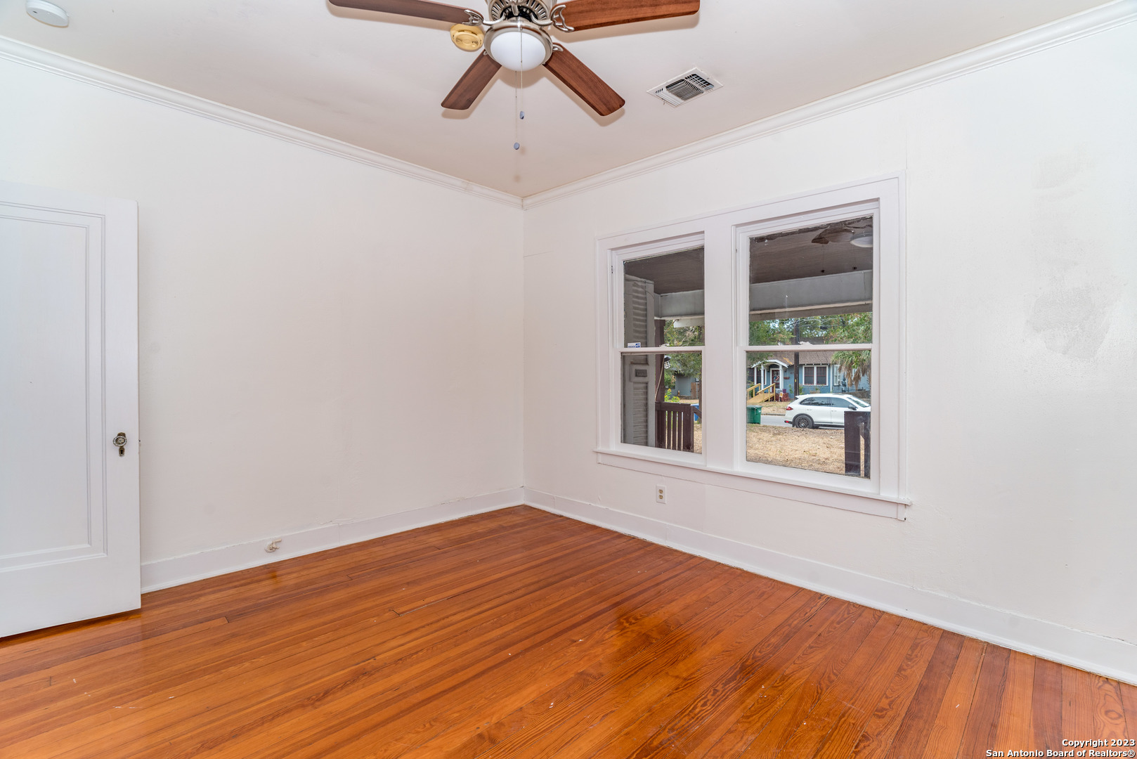 469 E Magnolia Avenue San Antonio TX 78212