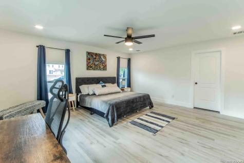 7500 Rio Austin TX 78724
