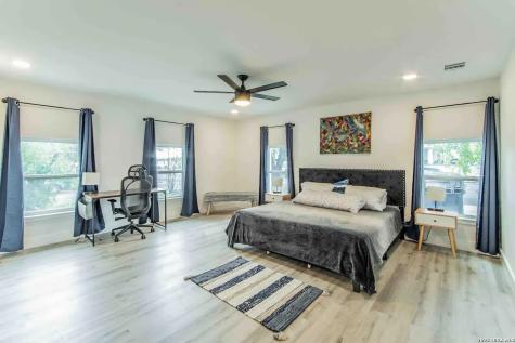 7500 Rio Austin TX 78724