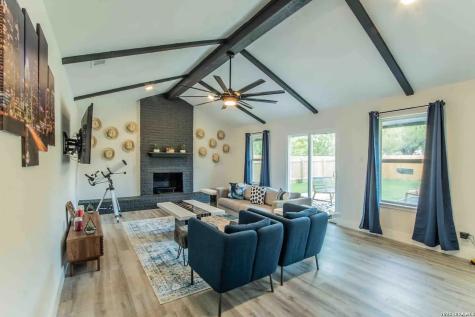 7500 Rio Austin TX 78724