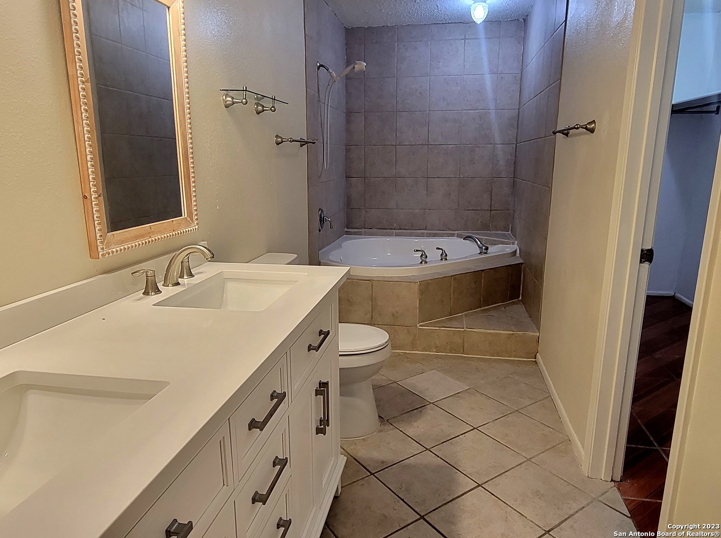 9411 De Sapin San Antonio TX 78254