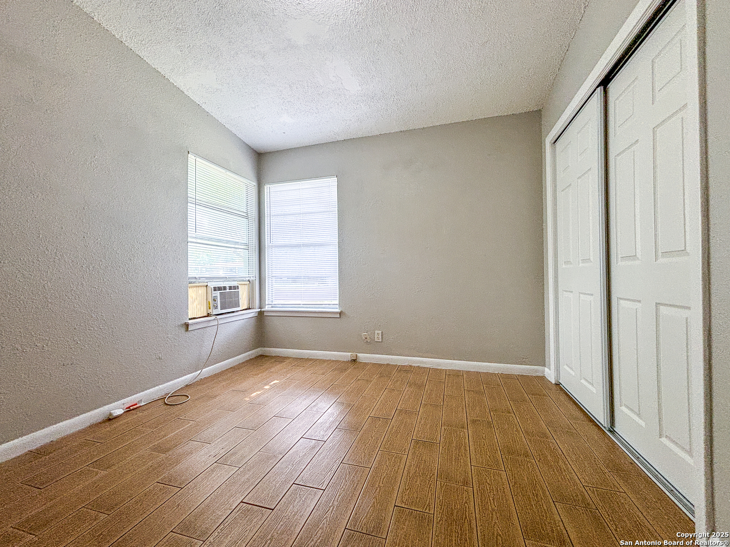 319 Hialeah Avenue San Antonio TX 78218